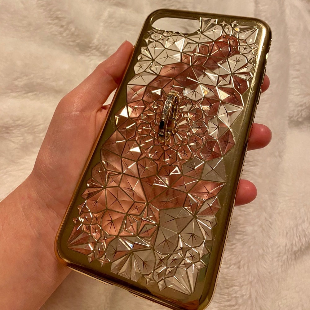 Used IPhone 7+ case